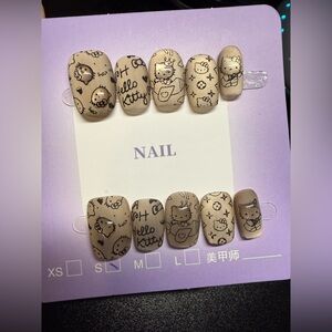 Hello Kitty Short Square Press On Nails - Small